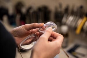 Lire la suite à propos de l’article Comment choisir les meilleures lunettes pour votre visage chez Alain Afflelou Paris Italie 2 à la Place d&rsquo;Italie